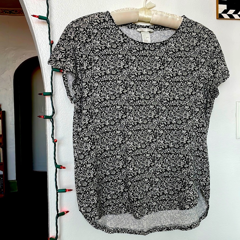 H&M Floral Black and White Basic Tee